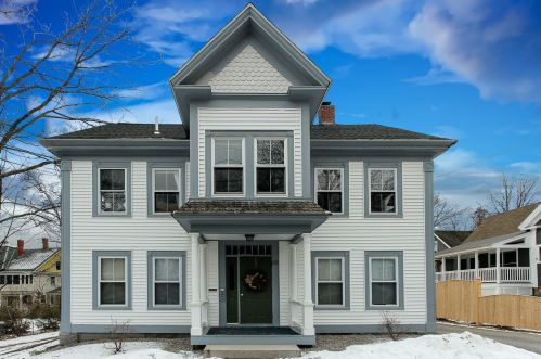 69 Warren St, Concord NH 03301-2941 exterior