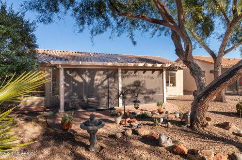 7655 Summer Scene Dr, Tucson AZ  85743-5184 exterior