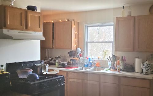 3250 Newhall St, Milwaukee WI 53211-3042 exterior