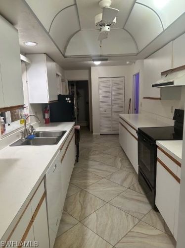 3295 5 Ave, Naples FL 34117-4114 exterior