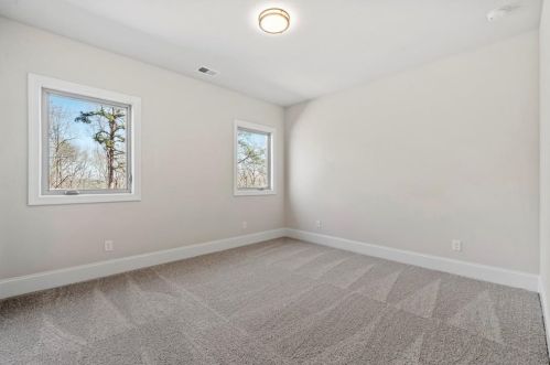 5574 Marks Dr, Gainesville GA 30506-2351 exterior