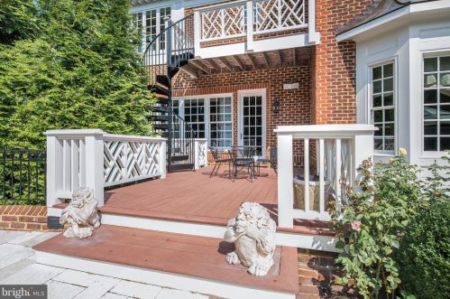 11720 Centurion Way, Rockville MD 20854-6420 exterior