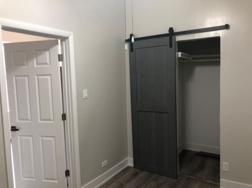 2345 21 St, Chicago IL 60608-2501 exterior