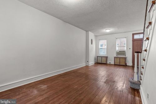 3042 Livingston St, Philadelphia PA 19134-5039 exterior