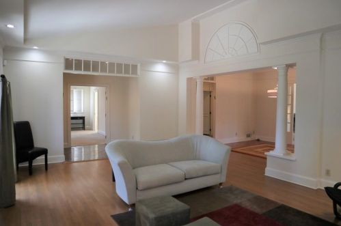 1274 Kittredge Ct, Atlanta GA 30329-3538 exterior