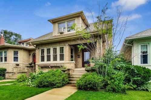 6006 Monitor Ave, Chicago, IL 60646-3923