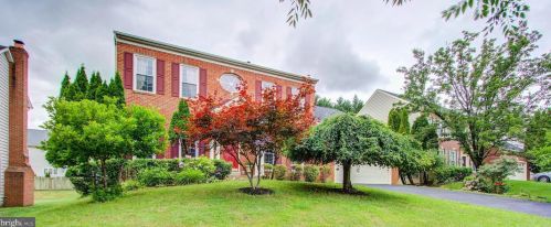 10606 Farmbrooke Ln, Rockville, MD 20854-6383