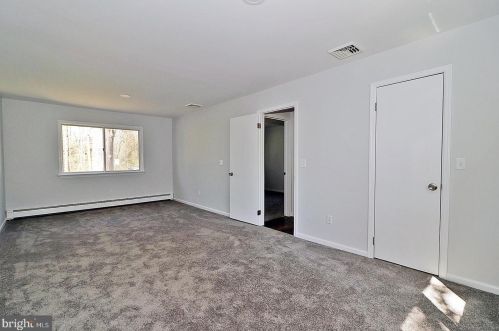 405 Conifer Dr, Lacey NJ  08731-1925 exterior