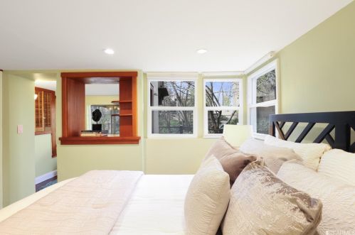 1196 Cornell, Berkeley CA 94706-1747 exterior