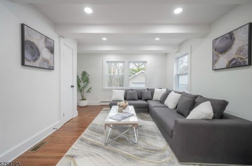 120 Mountainview Ave, Nutley NJ  07110-2233 exterior