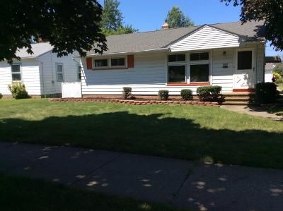 18226 Puritas Ave, Cleveland OH  44135-3834 exterior