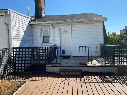 2401 Buck St, Bronx NY 10461-2901 exterior