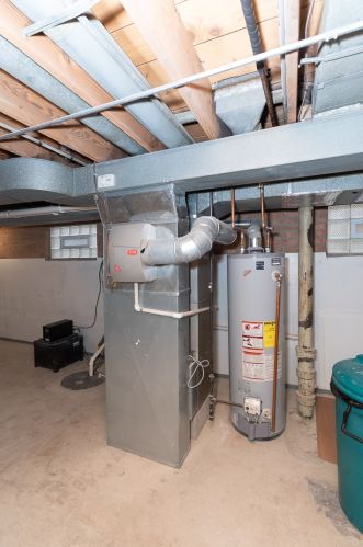 12234 State St, Chicago IL 60827-2016 exterior