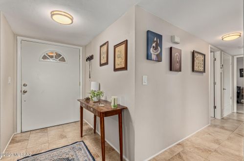 2922 Hearthstone Dr, Tucson, AZ 85730-2152