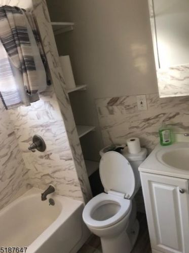 108 Lewis St, Paterson NJ  07501-3608 exterior