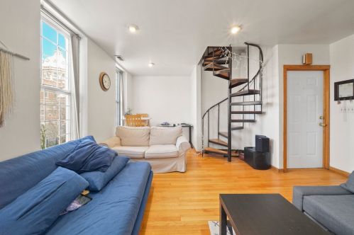 1825 Hermitage Ave, Chicago IL 60613-1106 exterior