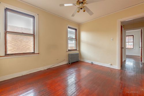 8030 Elizabeth St, Chicago IL 60643-4432 exterior