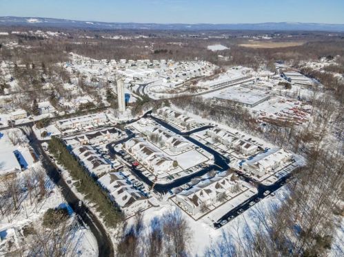 28 Jimal Dr, Middletown NY 10940-3650 exterior