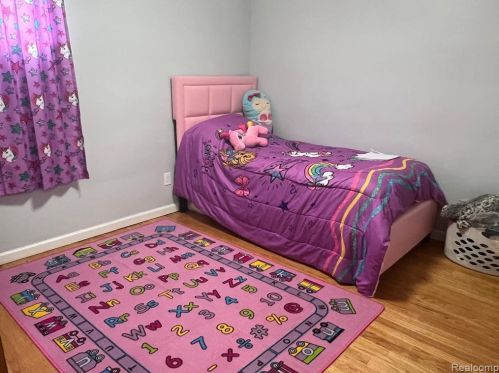 29805 Marquette St, Garden City MI 48135-3602 exterior