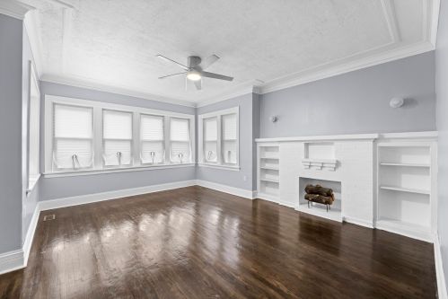 8025 Evans Ave, Chicago IL 60619-3908 exterior