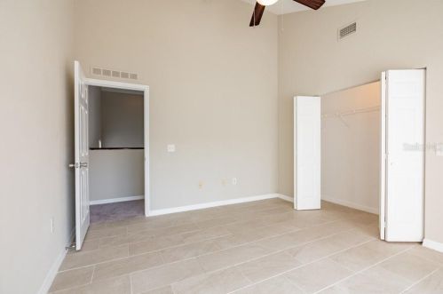 9517 Citrus Glen Pl, Tampa FL  33618-4032 exterior