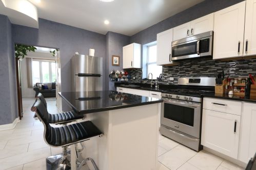 3242 Carpenter St, Chicago IL 60643-2246 exterior