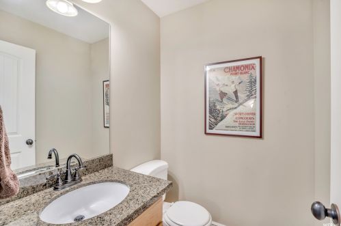 1491 Tuscan Oak Way, Sandy UT 84092-4601 exterior