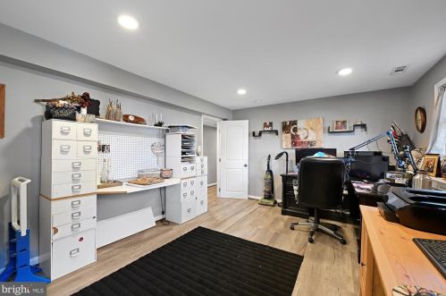 315 Alexis Dr, Glen Burnie MD 21061-6172 exterior