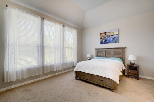 829 Catalina Ln, Austin TX 78737-4715 exterior