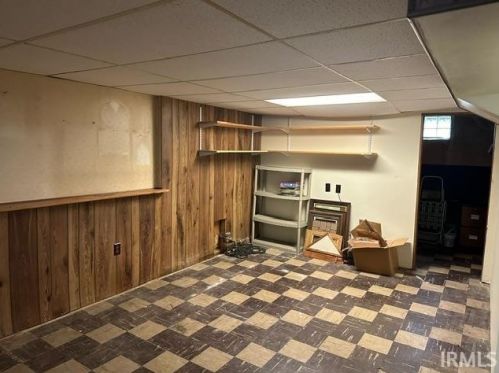 1005 Geyer Ave, Mishawaka IN 46544-4335 exterior