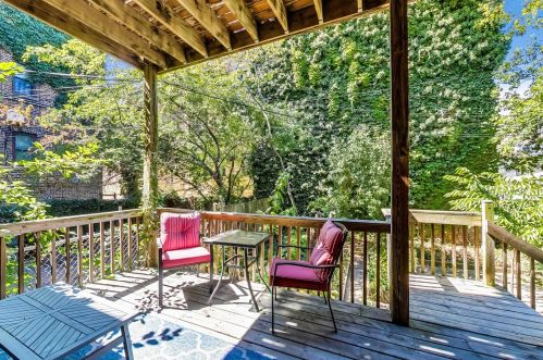 1240 Wolcott Ave, Chicago IL 60622-3883 exterior