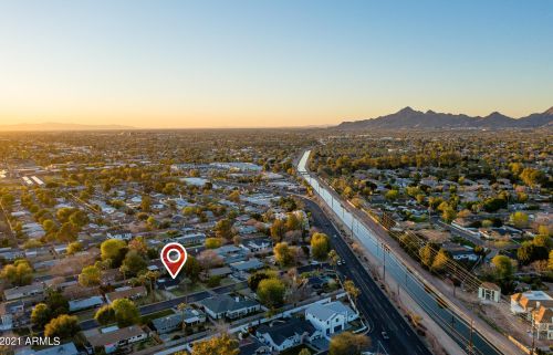 3842 50th Pl, Phoenix AZ 85018-4413 exterior