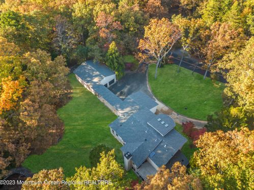 795 Grn Vly Rd, Jackson Twp NJ 08527-2945 exterior