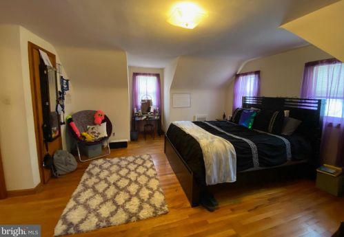 6 Mnr Dr, Trenton NJ 08628-2624 exterior