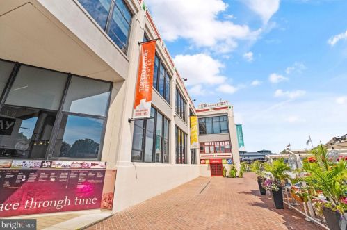 106 Ingle Pl, Alexandria VA 22304-7600 exterior