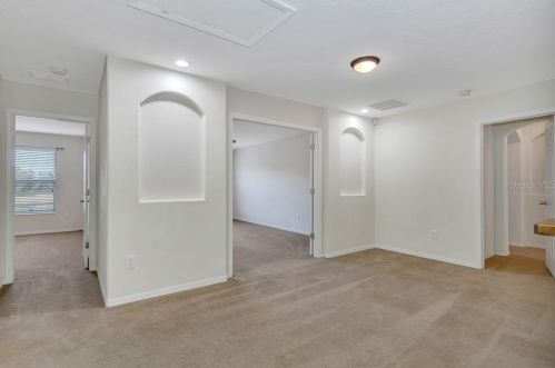 18111 Bahama Bay Dr, Tampa FL 33647-3458 exterior