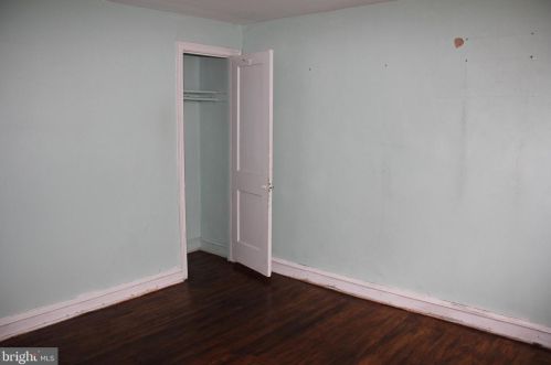 7115 Castor Ave, Philadelphia PA 19134-1502 exterior