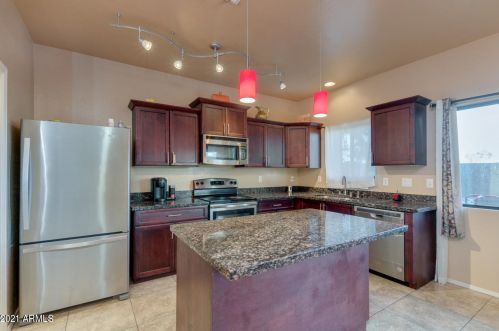 4903 4 Ave, Phoenix AZ 85041-5741 exterior