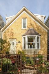 1734 Crystal St, Chicago IL  60622-3075 exterior