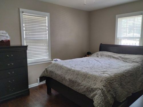 2476 Glenside Blvd, Meskegon MI 49441-3271 exterior