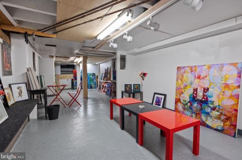 703 6 St, Philadelphia PA 19140-2539 exterior