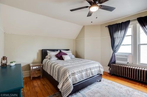 381 Case Ave, Saint Paul MN 55106-3527 exterior