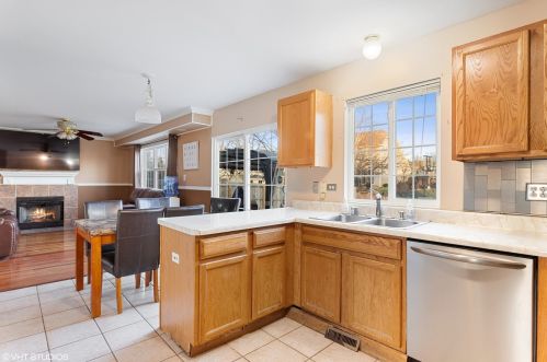 1010 Belden Way, Joliet IL 60435-0406 exterior