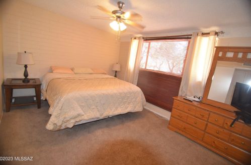 10700 Tanque Verde Rd, Tucson AZ 85749-9611 exterior