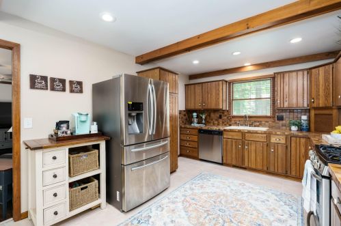 3020 Kalarama Ave, Kalamazoo MI 49024-2383 exterior