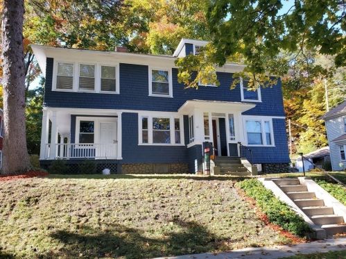 40 Howland Ter, Worcester MA  01602-2631 exterior