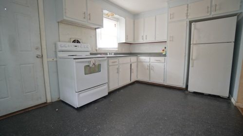 77 Humbert, Springfield MA 01109-2229 exterior