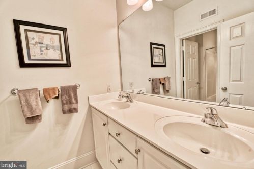 18761 Bethpage Dr, Lewes DE 19958-4856 exterior