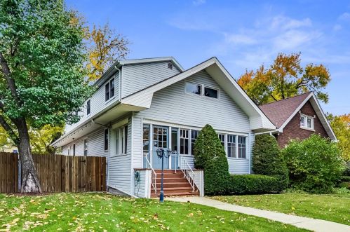 6854 Olcott Ave, Chicago, IL 60631-1126