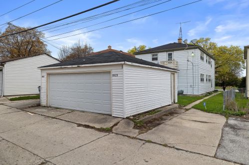 8829 Congress St, Milwaukee WI  53225-5026 exterior